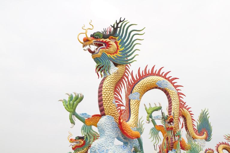 76年属龙人三劫年份（76龙人生肖劫数年）  第1张